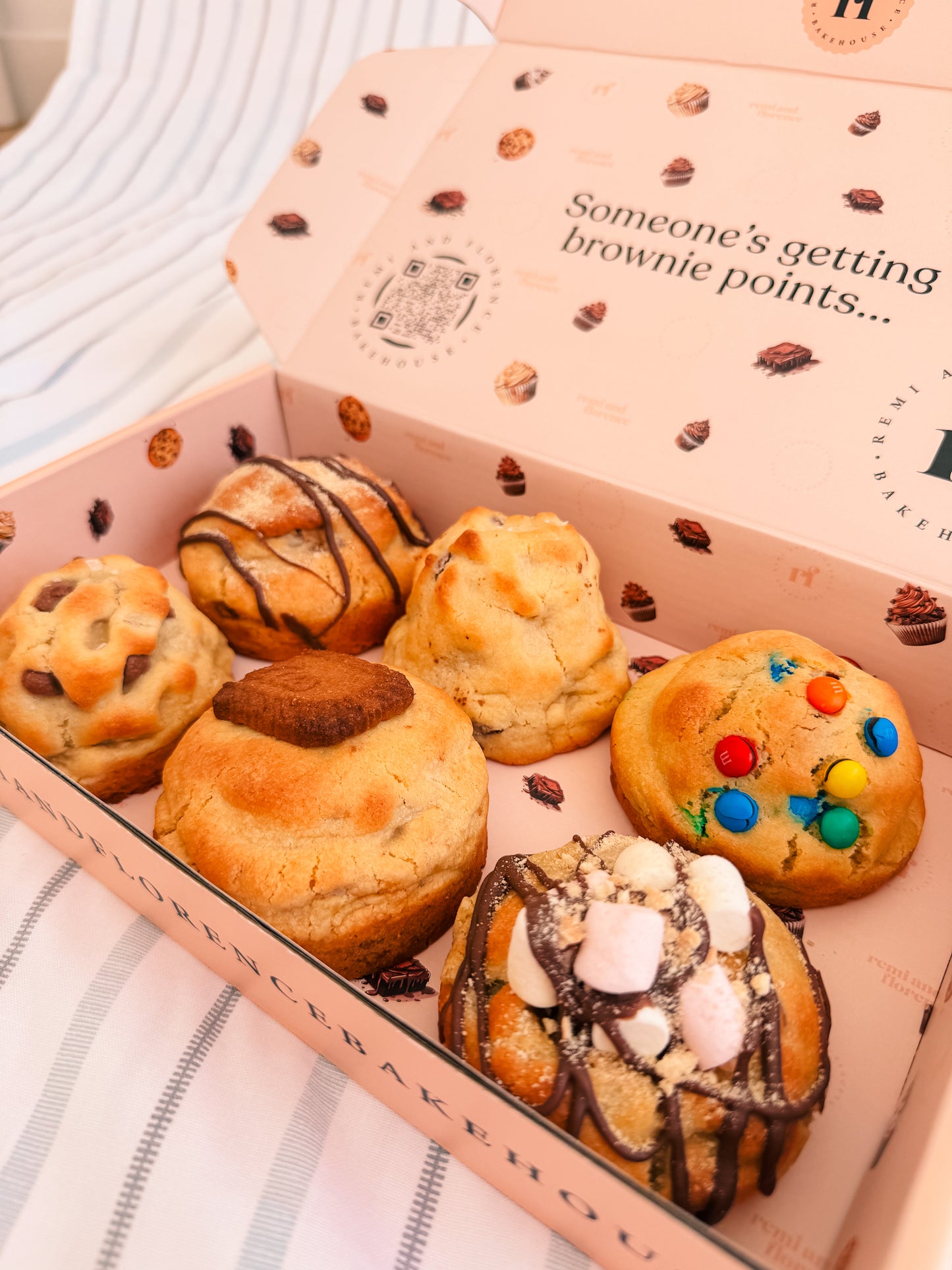 Cookie Box